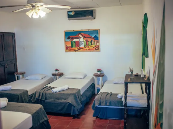 Habitación doble con cama matrimonial — Nambí Lodge